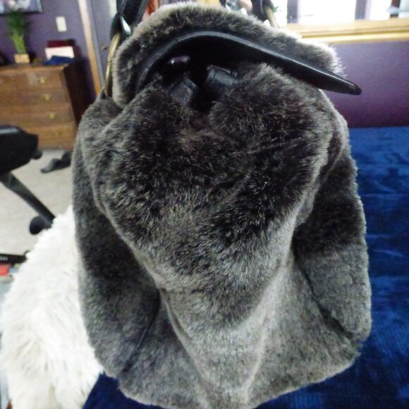 TAMARIS GOTH FAUX FUR LARGE HANDBAG WITH COMPARTMENTS AND TARTAN CHECK LINING - Picture 4 of 13